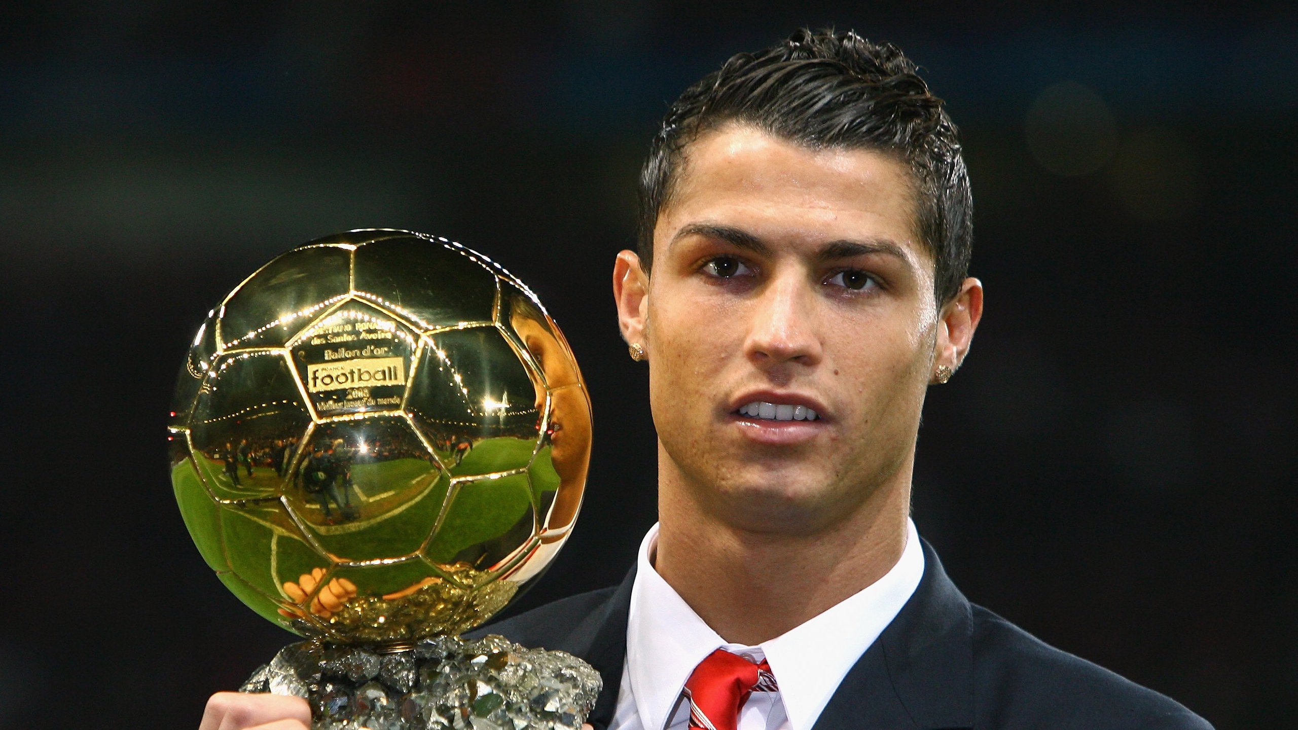 帕奎塔当选全场最佳球员曼城队内本赛季英超射手榜,球员工会公布本赛季英超最佳阵 曼城5将入选 北京时