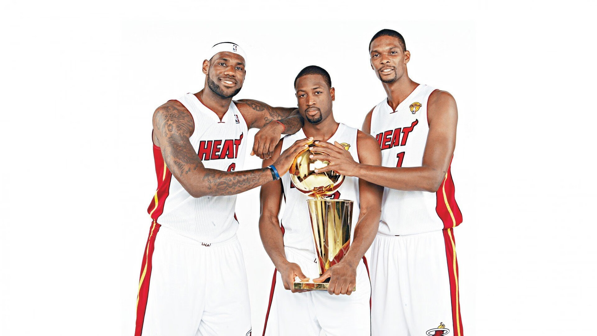 爱游戏体育APP下载-球员赛季表现赢得专家认可，赛季最佳球员